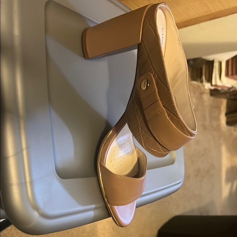 Elegant Tan Block Heel Sandals